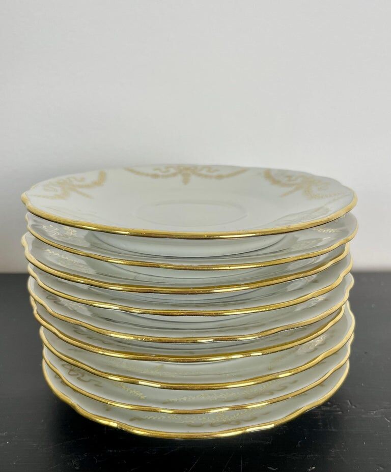 Porcelain coffee/tea service for 10 people