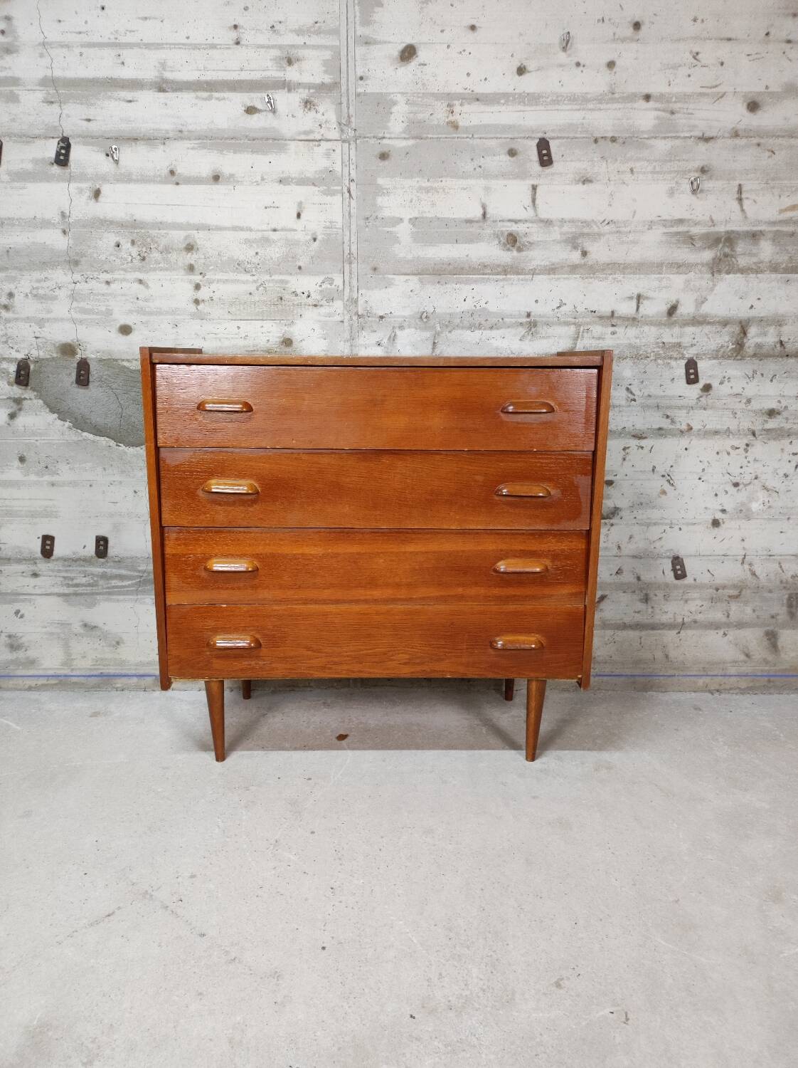 Commode vintage