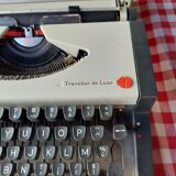 Olympia Traveller Deluxe Typewriter
