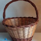 Two-tone wicker basket