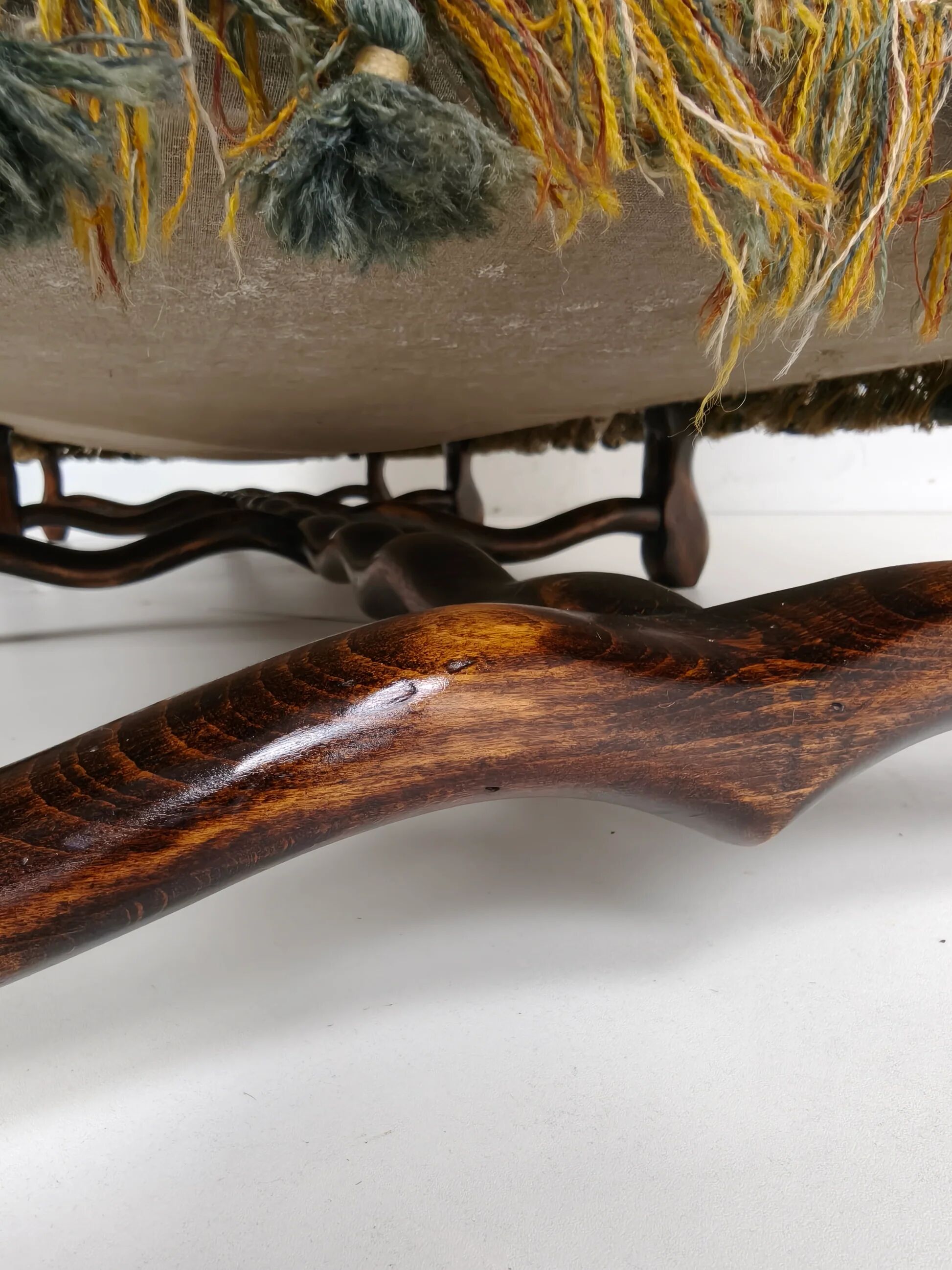 Os de Mouton sofa in tapestry – country house style, 19th century (ca. 1820)