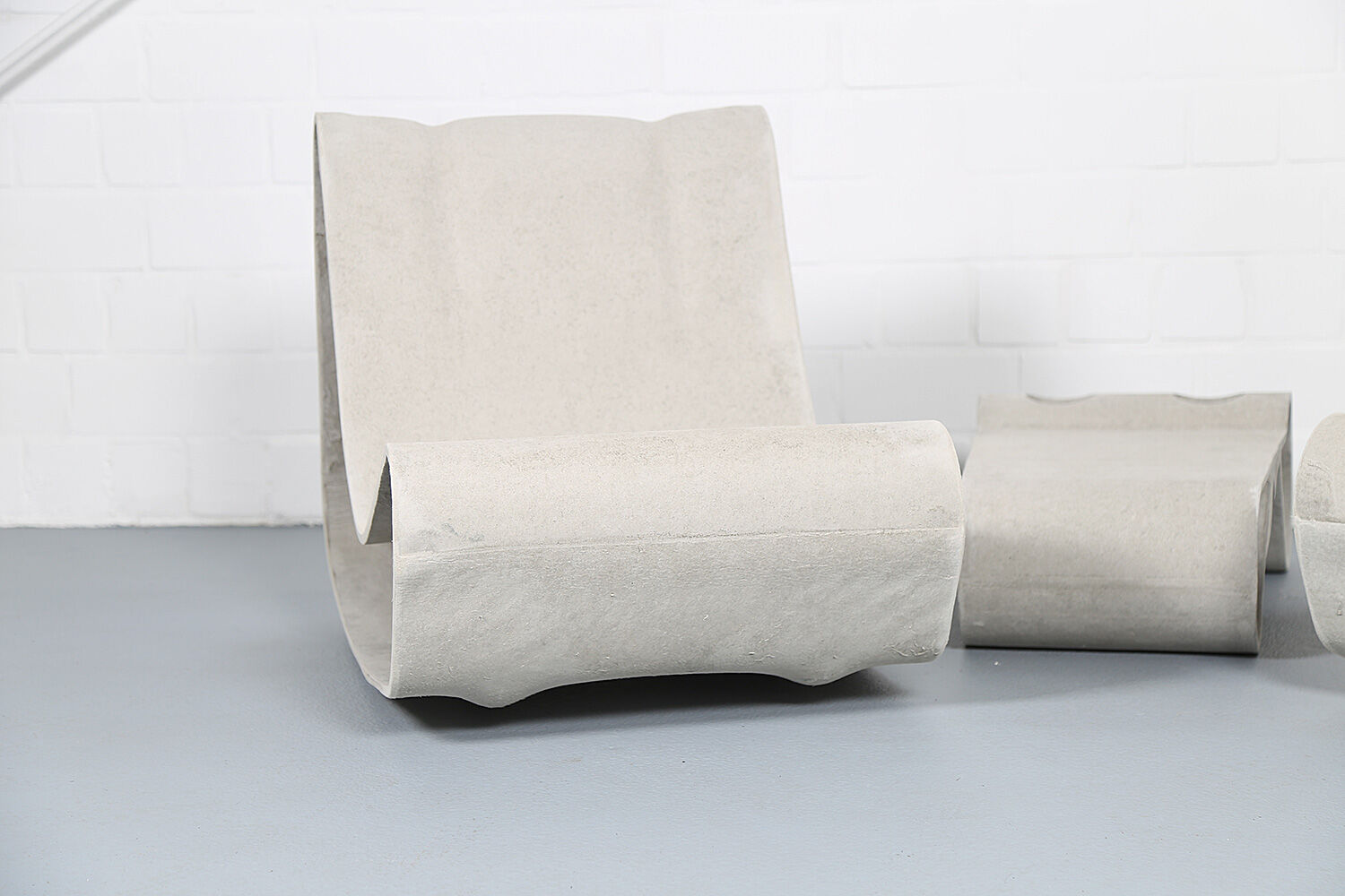 Swisspearl/Eternit Willy Guhl set of 2 Loop Chairs and 1 Loop Table