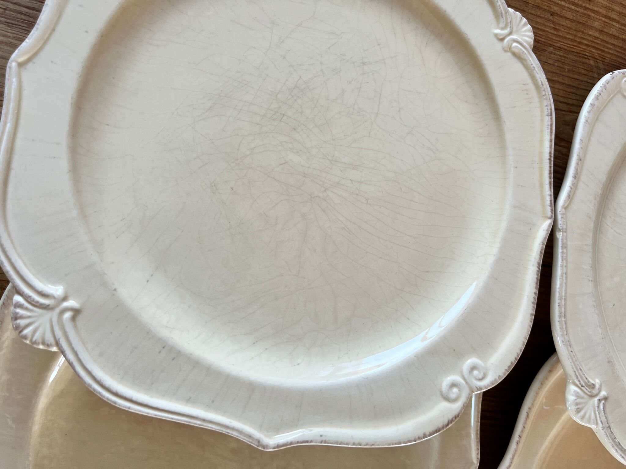 4 old dinner plates Maison Pichon Uzès