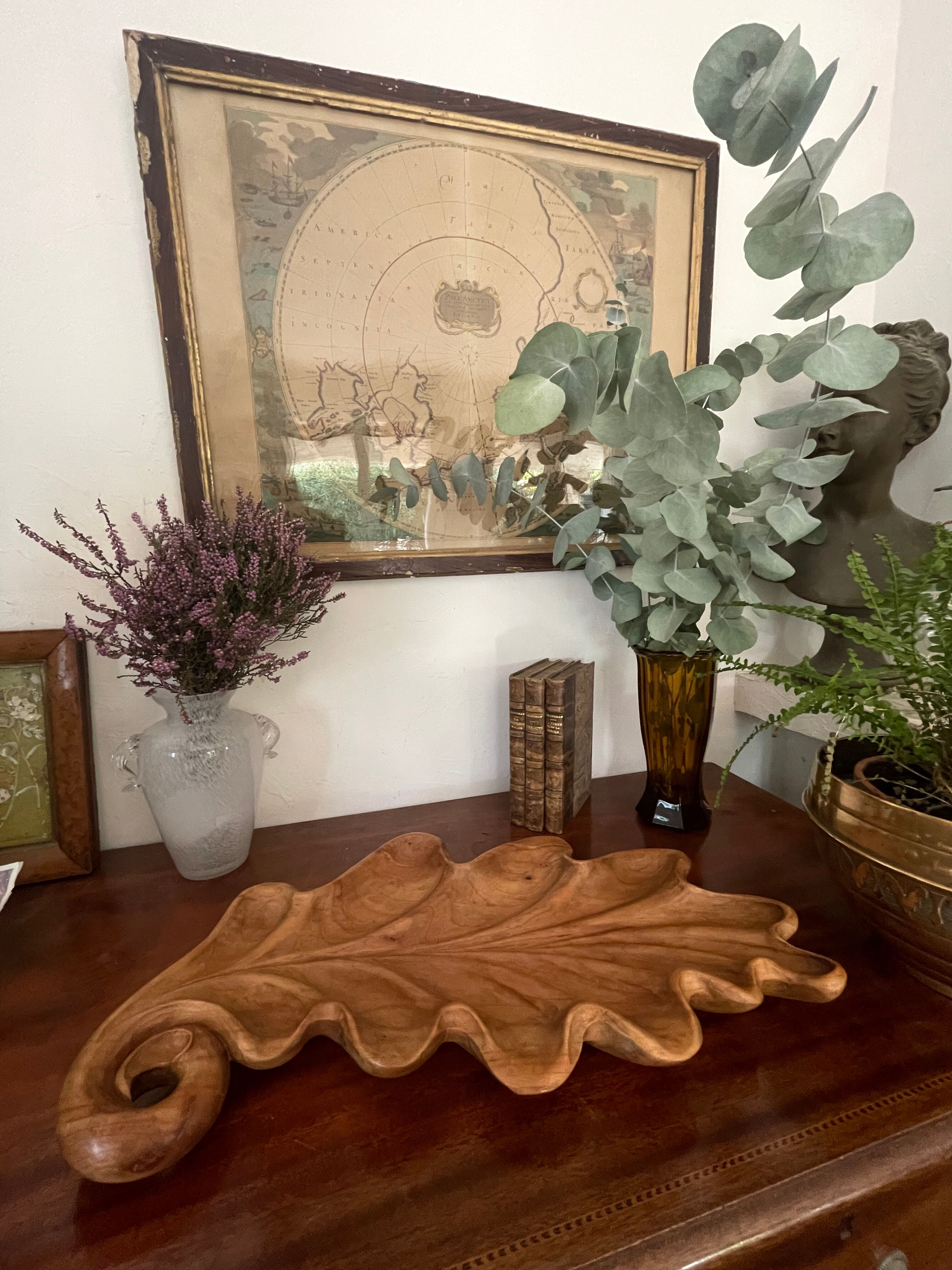 Pocket empty in carved wood 50cm