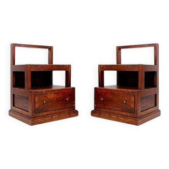 Paire de tables de chevet en bois anciennes