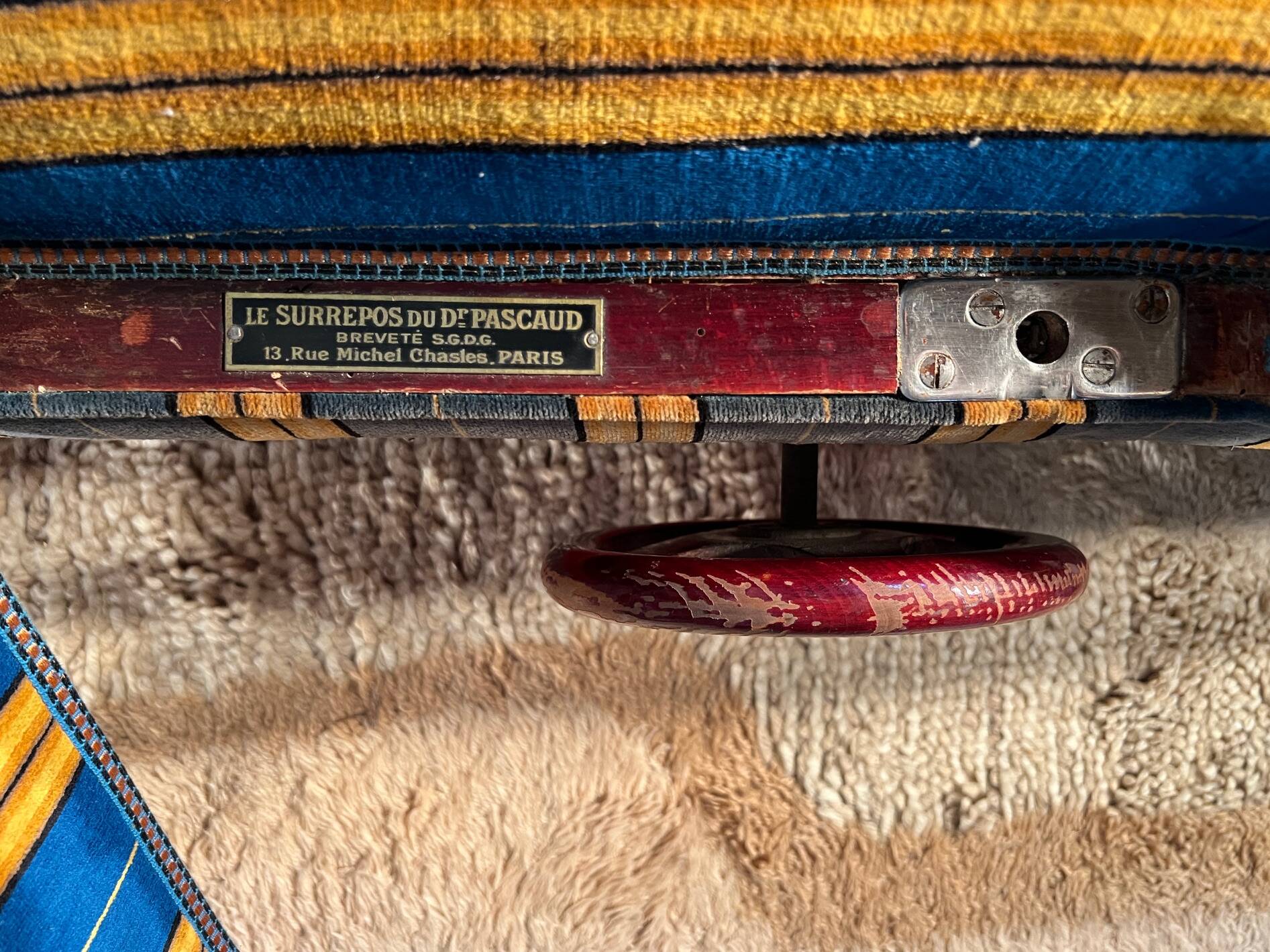 Dr Pascaud's Le Surrepos lounge chair, 1920s velvet chaise longue
