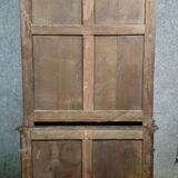 Louis XIII style hunting lodge display cabinet in oak circa 1850