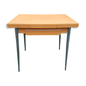Table orange formica, 2 extensions