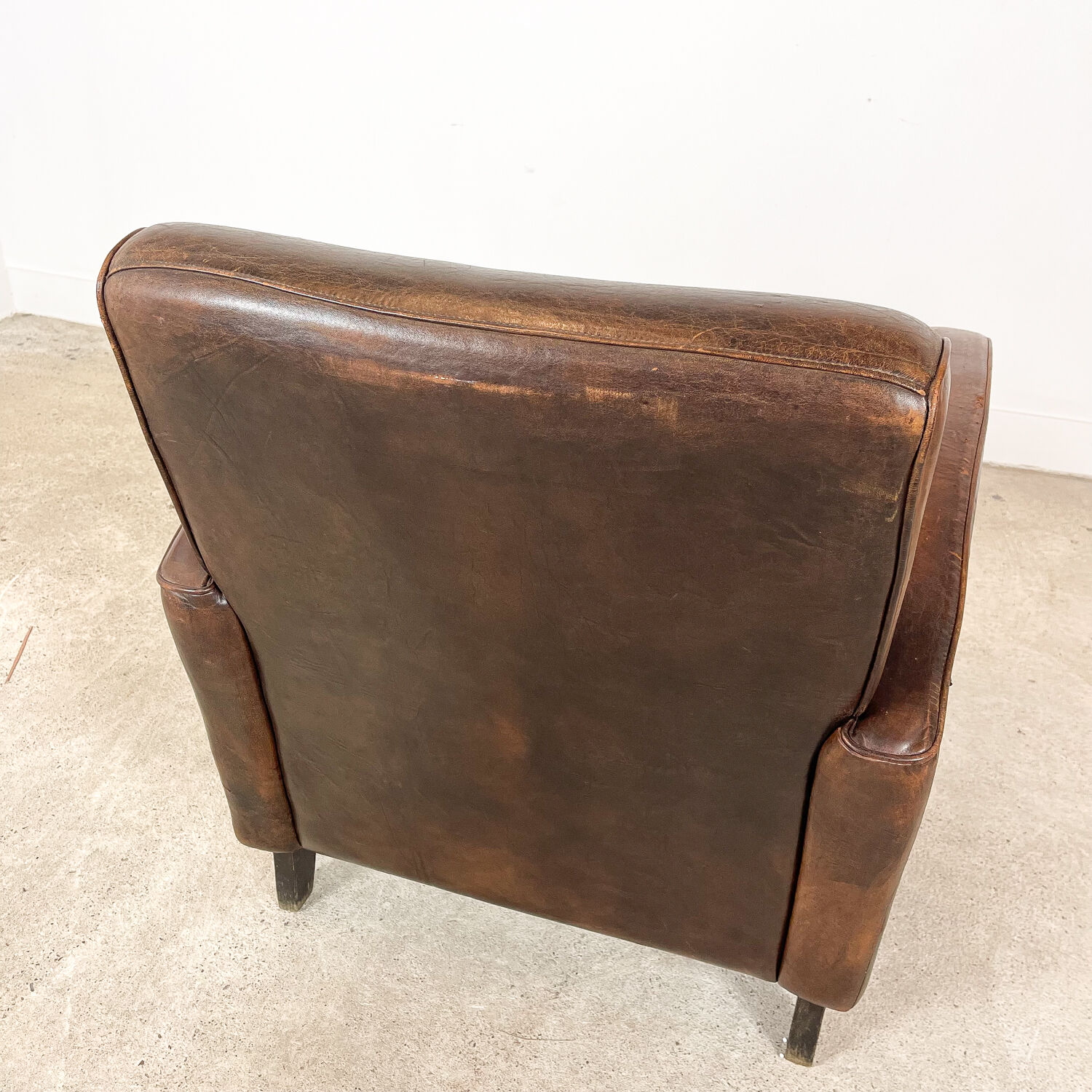 Vintage Sheep leather wagon wheel clubchair Holten