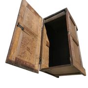 Ancient English chest / 17th century coffer