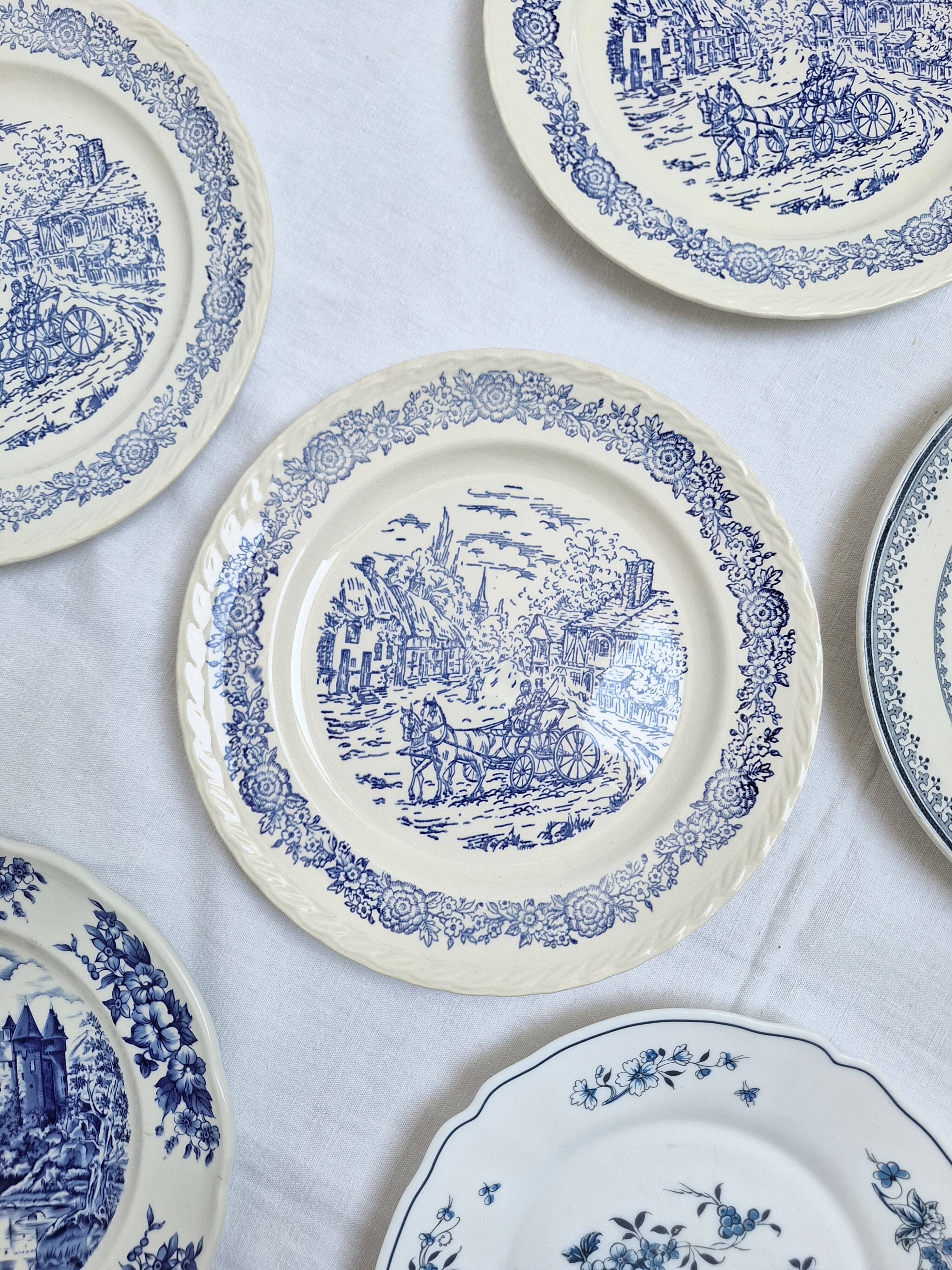 6 vintage flat plates