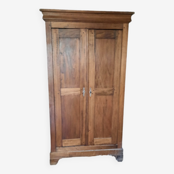 Armoire parisienne