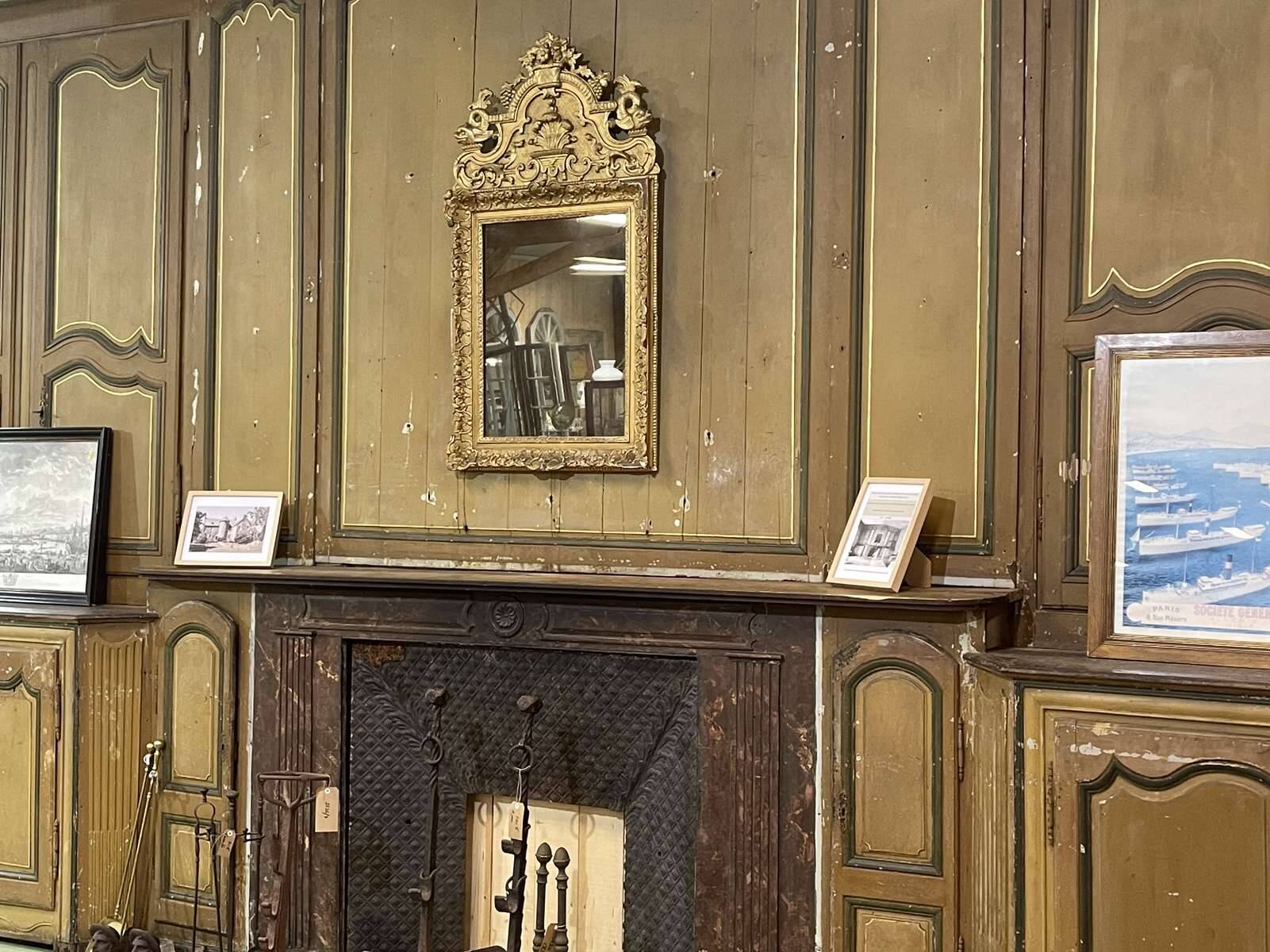 18th century Regency mirror in gilded wood