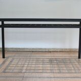 Glass and black metal table – sleek and contemporary design