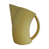 Pitcher vintage