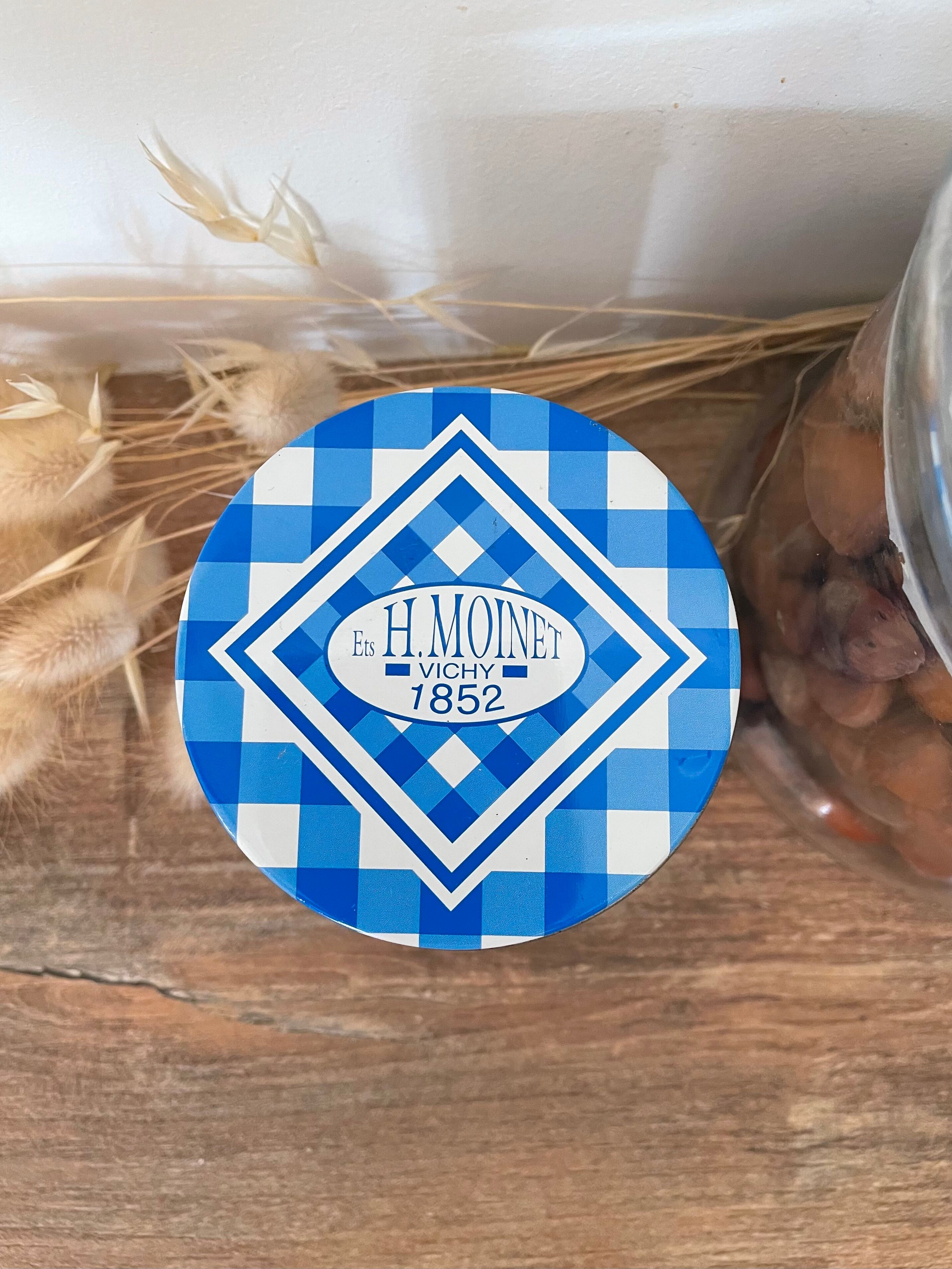 Vintage metal box Vichy pellets