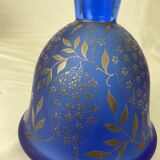 Carafe flacon ancien en verre dépoli bleu cobalt décor argent