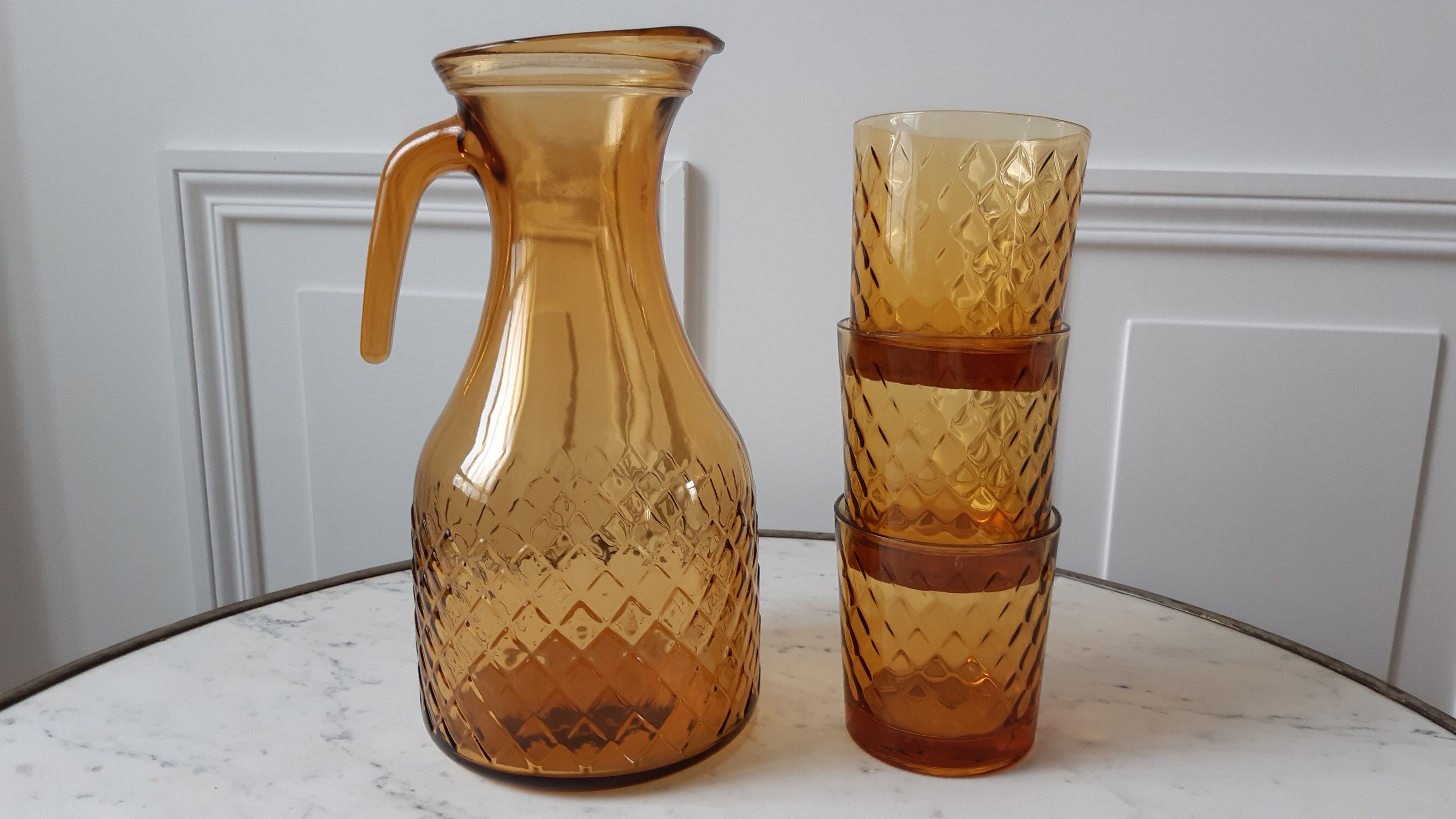 Set of carafe and 3 amber whisky glasses 70s
