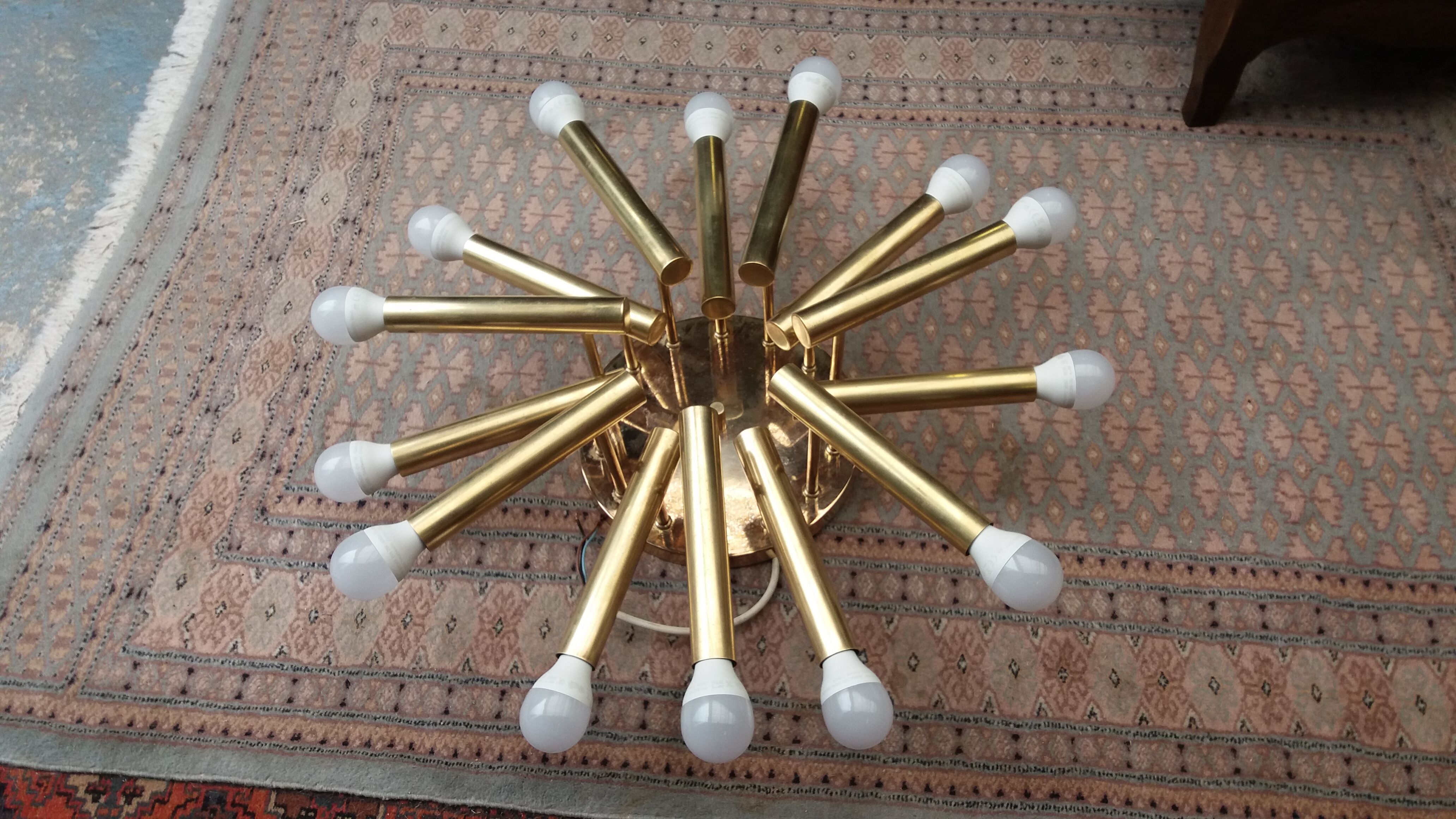 Plafonnier 14 ampoules en laiton