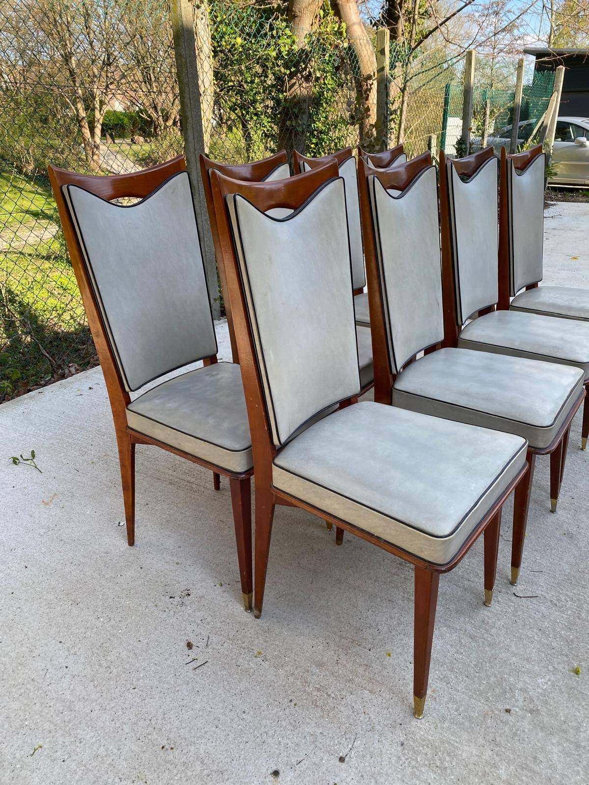 8 chaises scandinaves style italien 1950 bois et cuir blanc