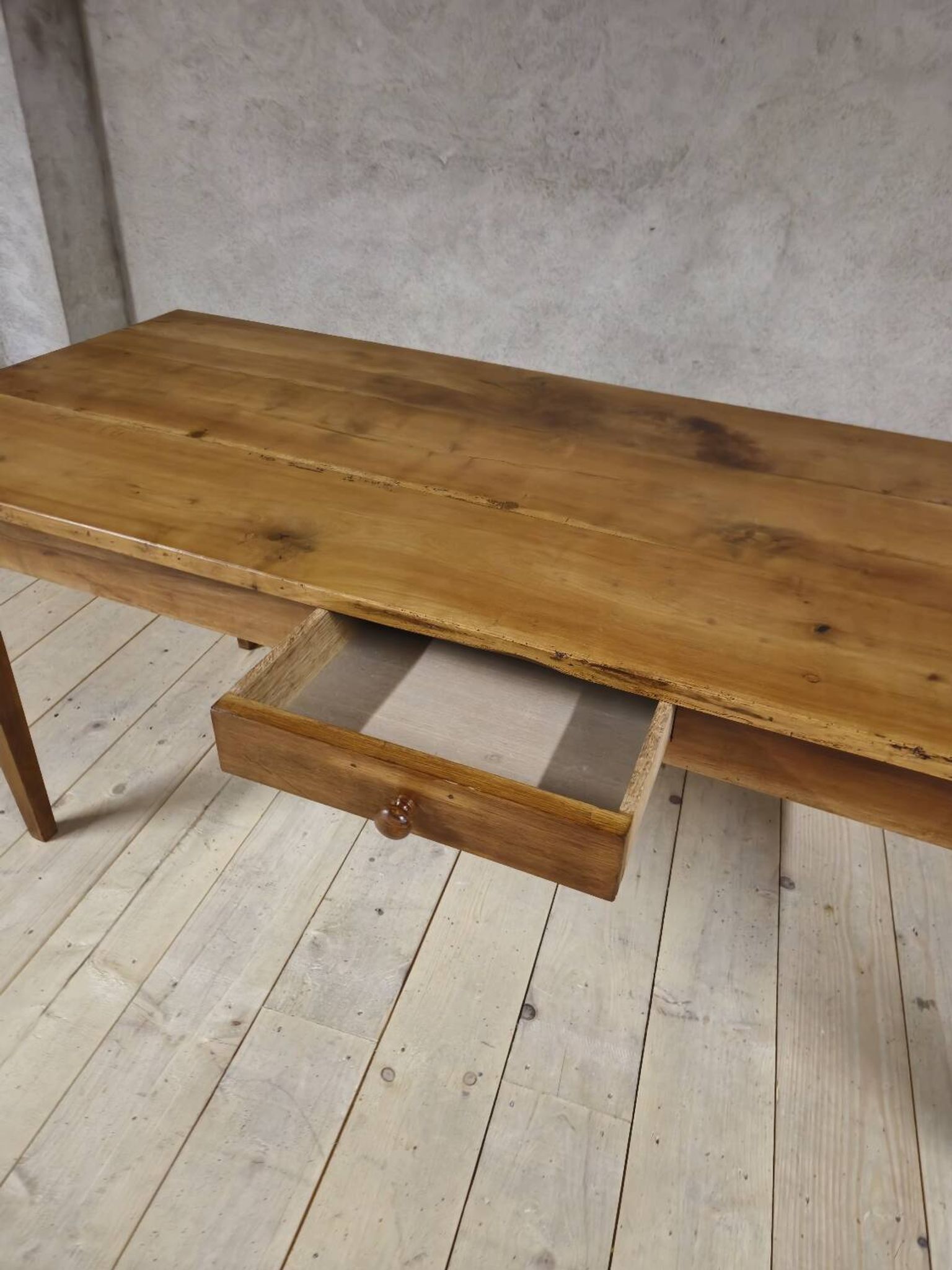 Table de Ferme rustique en merisier massif 19éme - 1m91.5