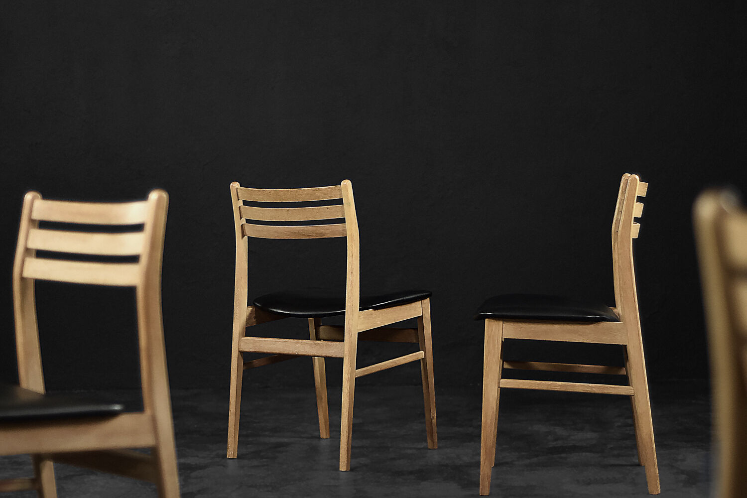 Vintage oak dining chairs in modern Scandinavian mid-century style by Sax Møbelfabrik, 1960s, set of 4.
