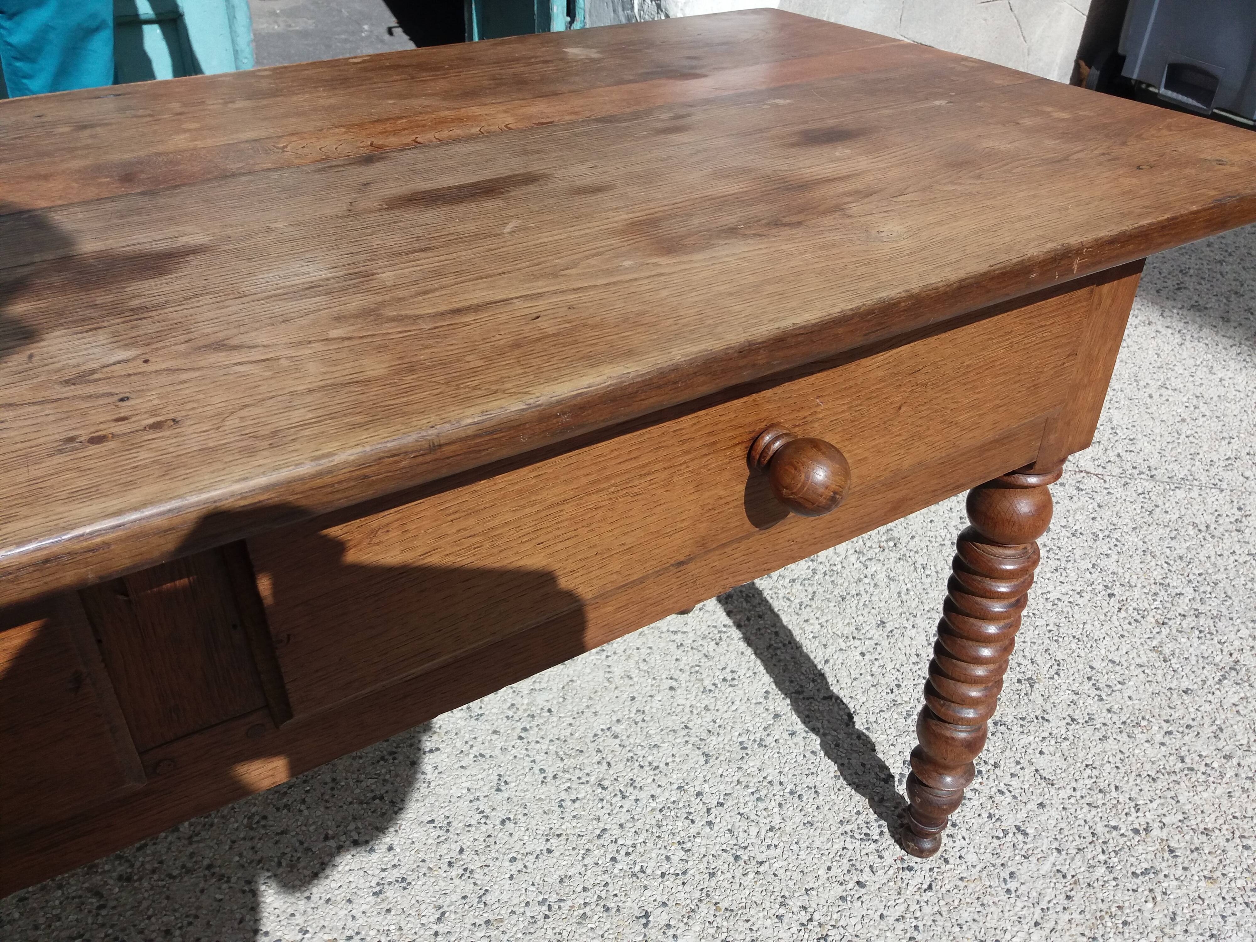 Oak table from the early 19th century