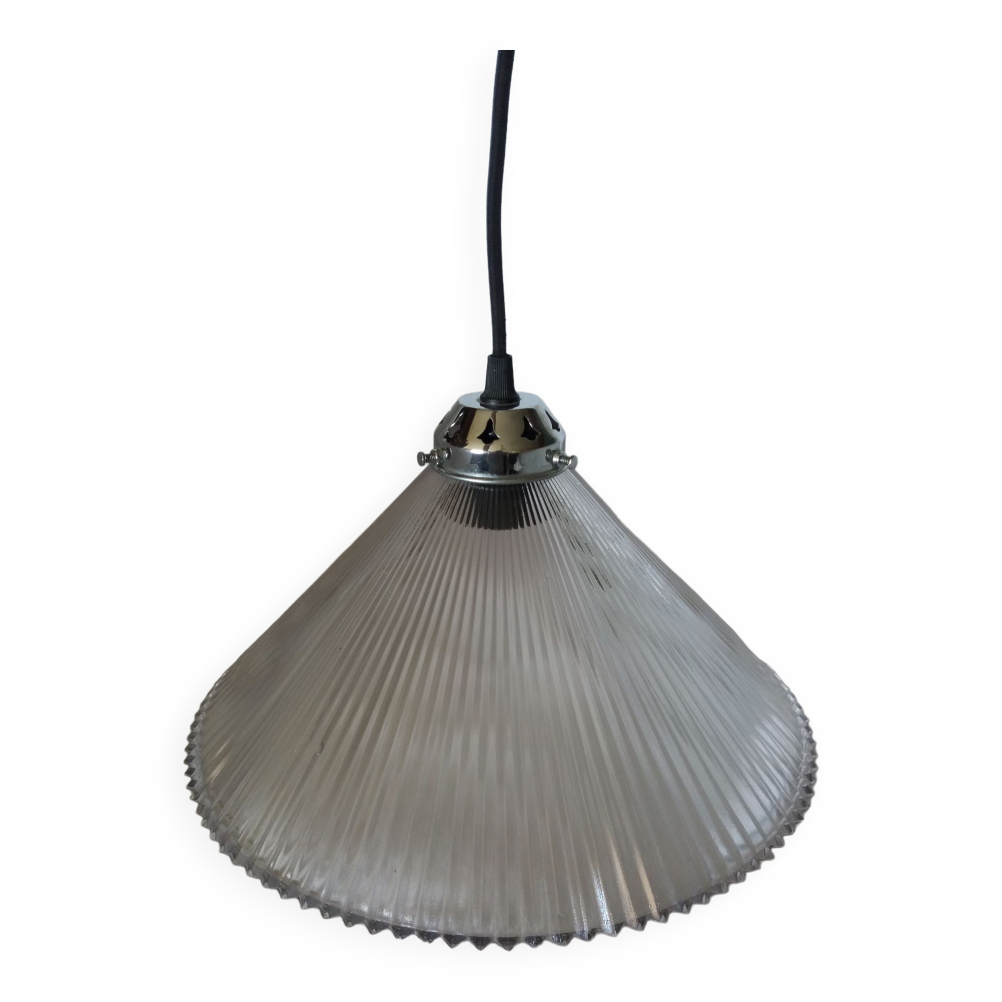 Conical glass suspension