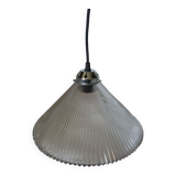 Conical glass suspension