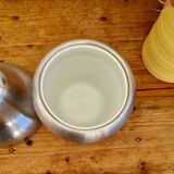 Poire à glaçons en métal vintage