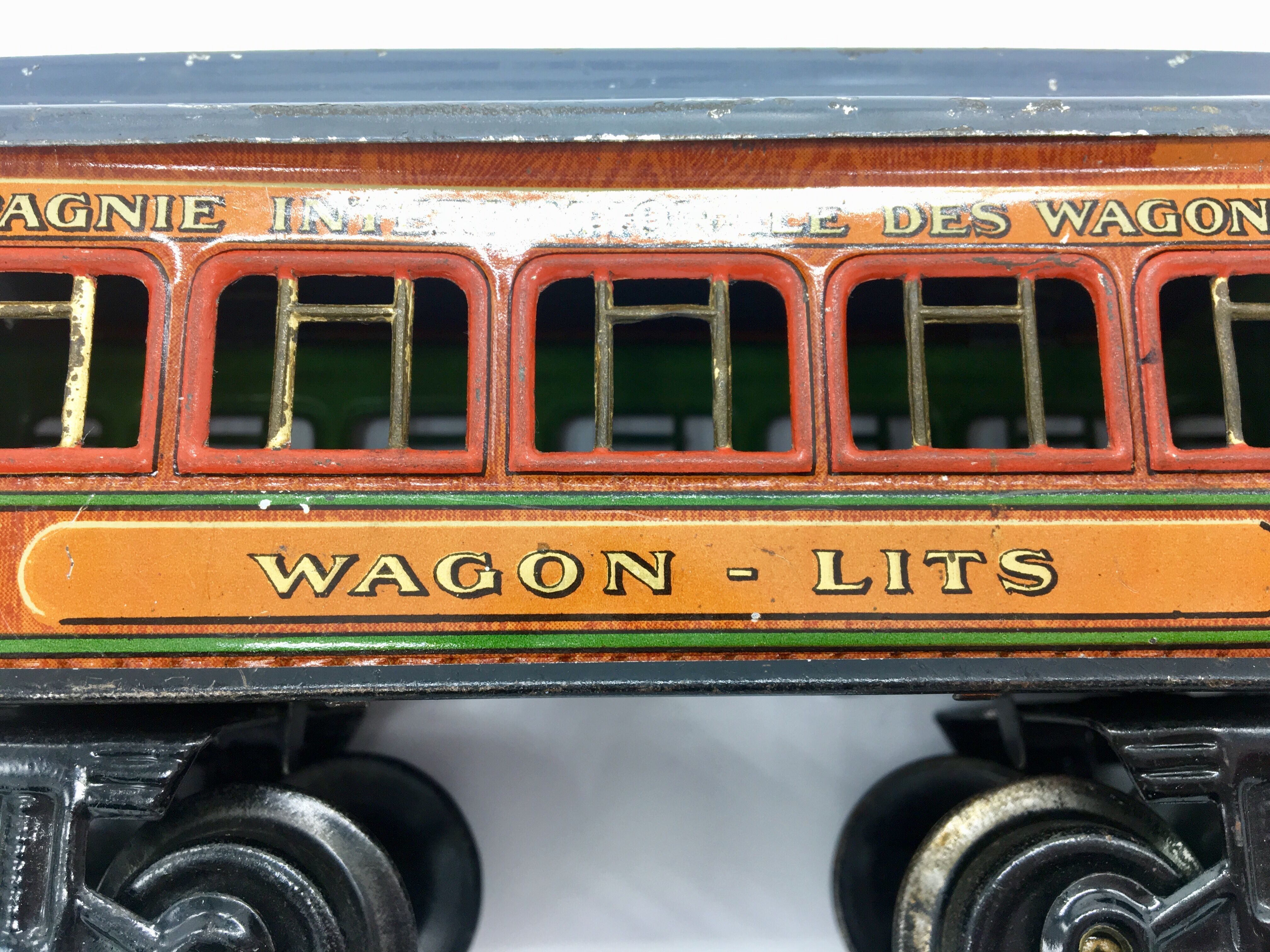 Pitch train Tin 1930s