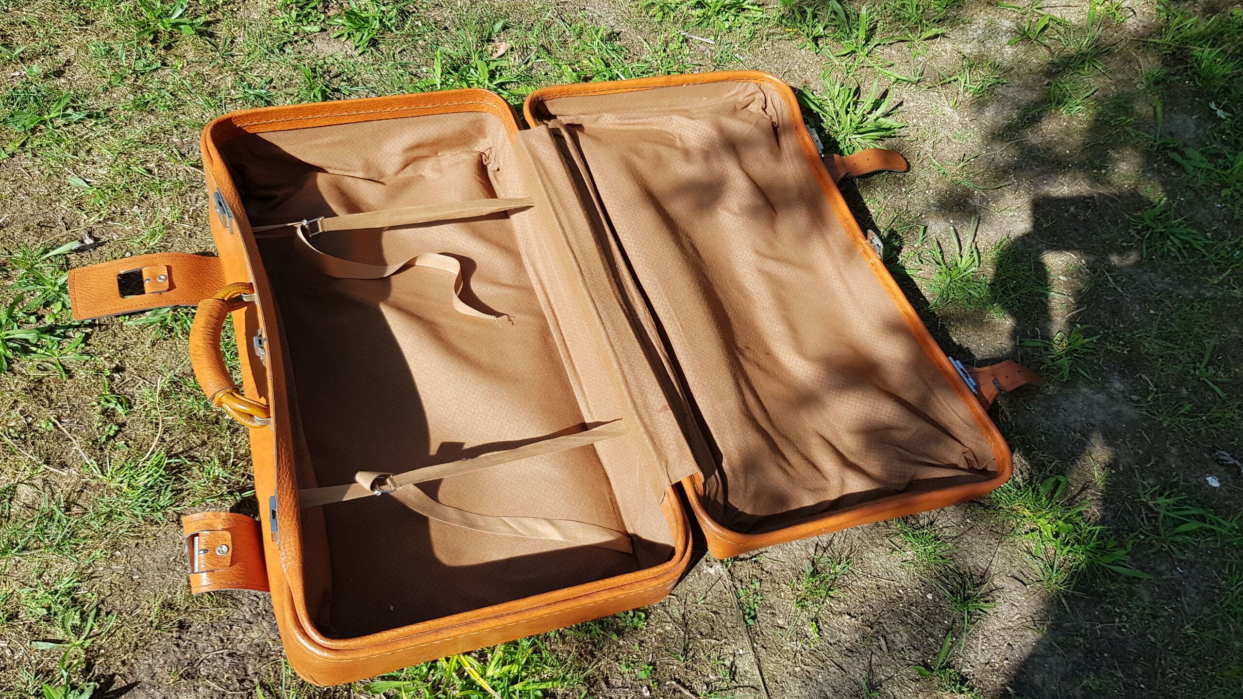 Valise vintage marron clair
