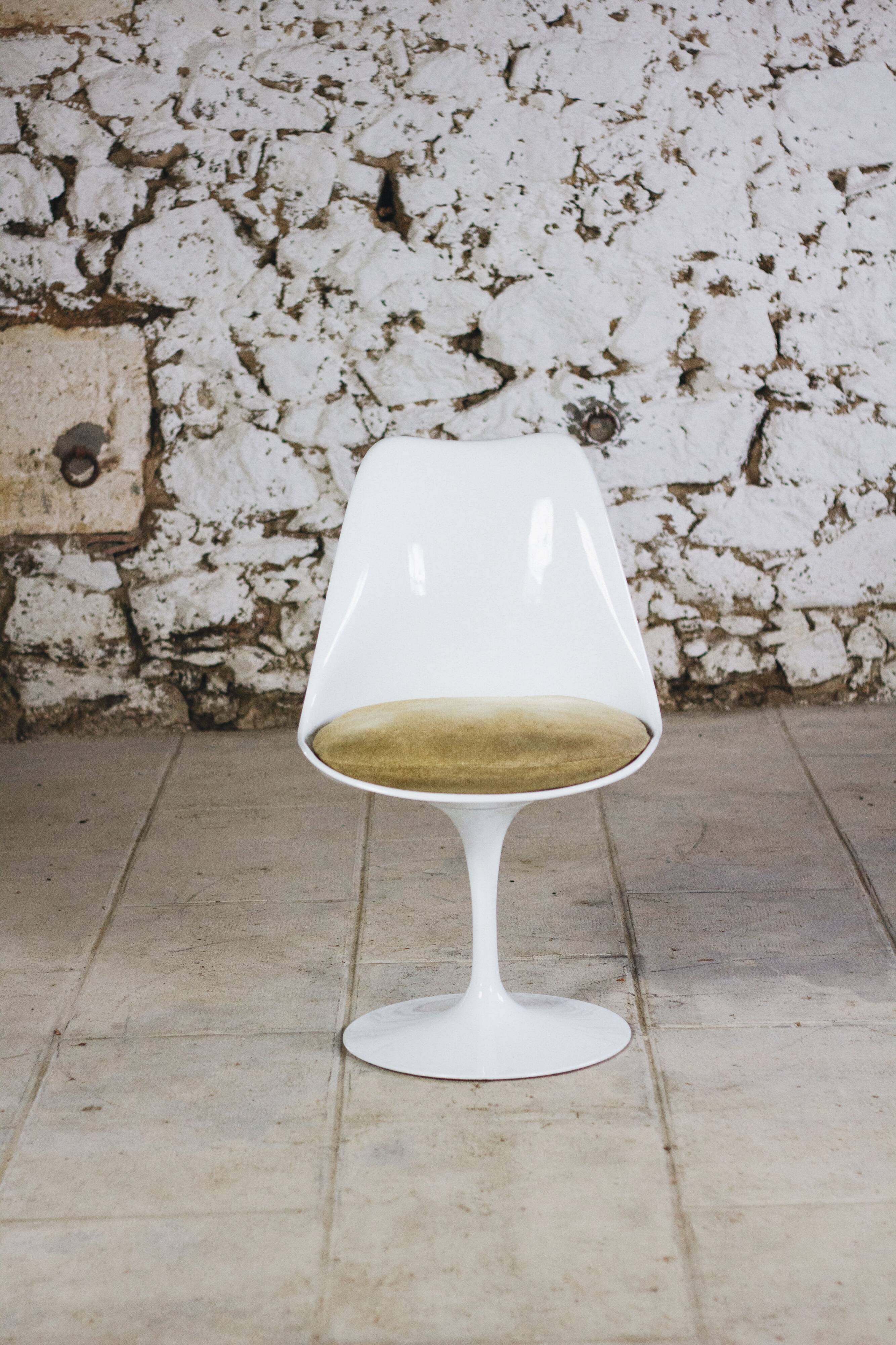 Tulip chair by Eero Saarinen for Knoll, 1960