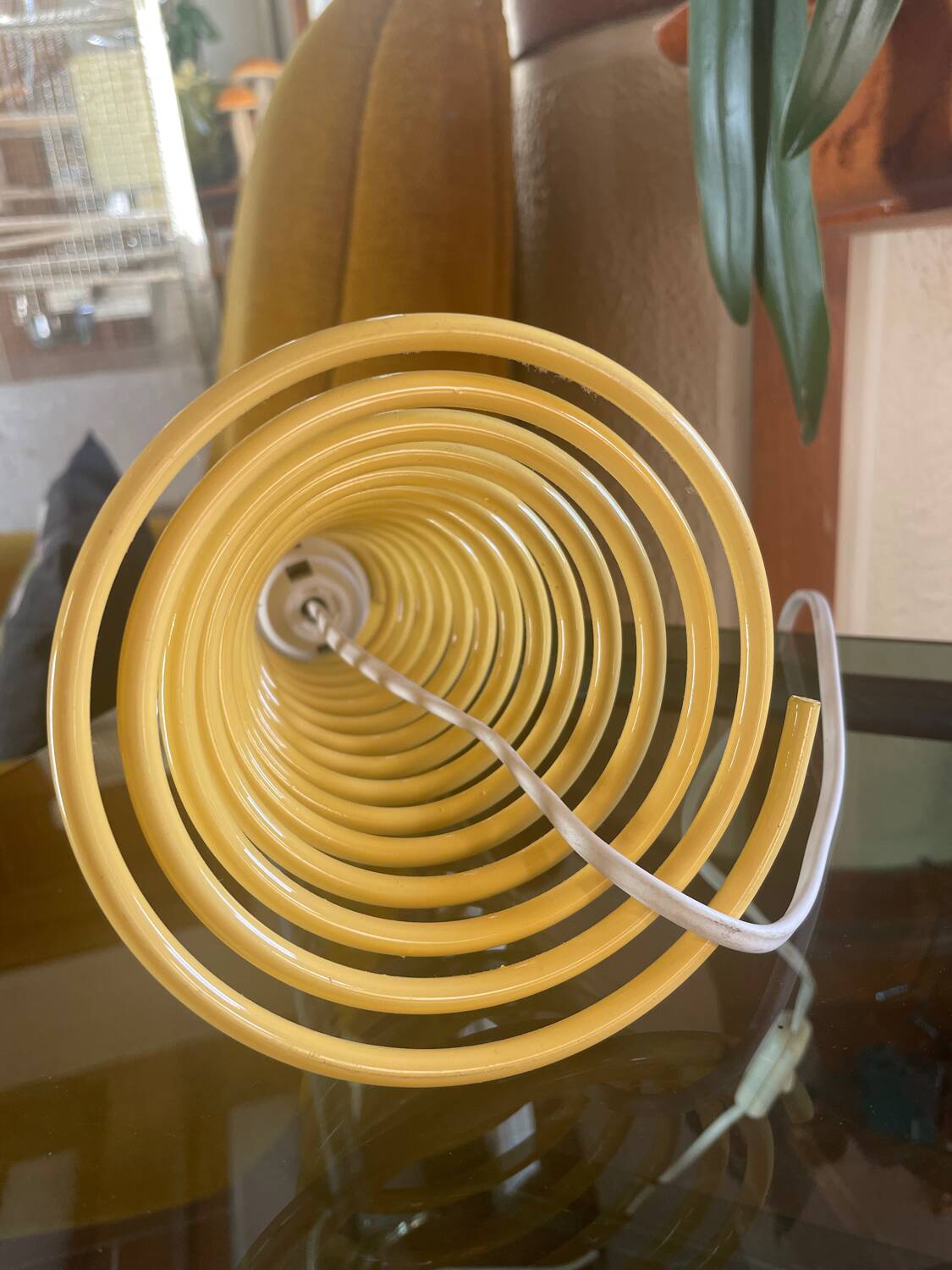 Spring lamp 1980