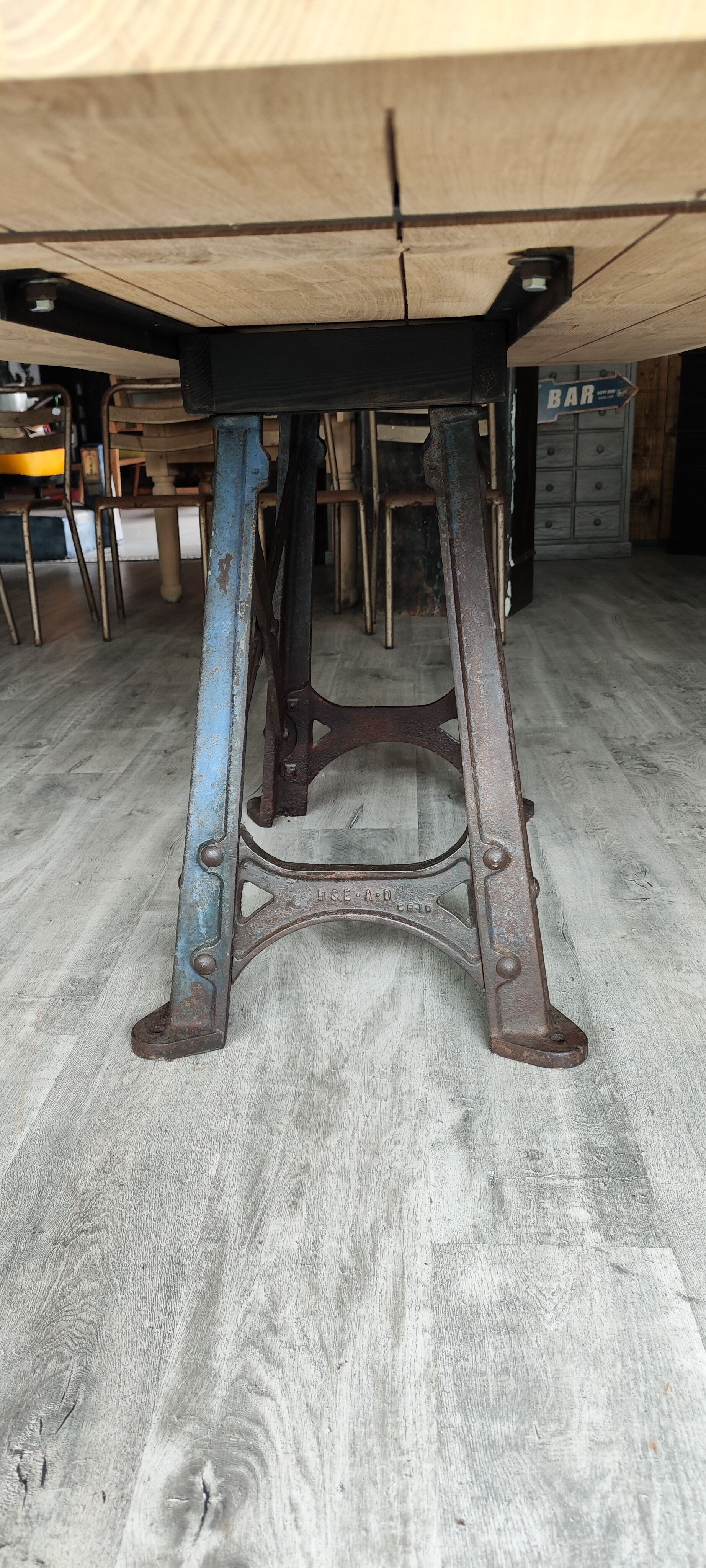 Industrial table top solid oak machine foot cast iron