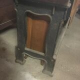 Workbench with cast iron foot