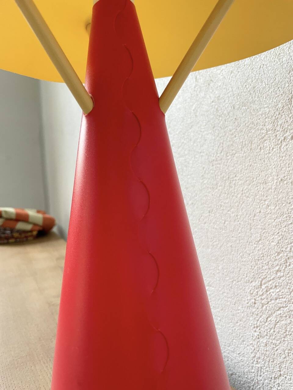 80s plastic children's desk lamp