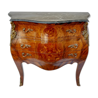 Louis XV style painted wooden chest of drawers  and black marble