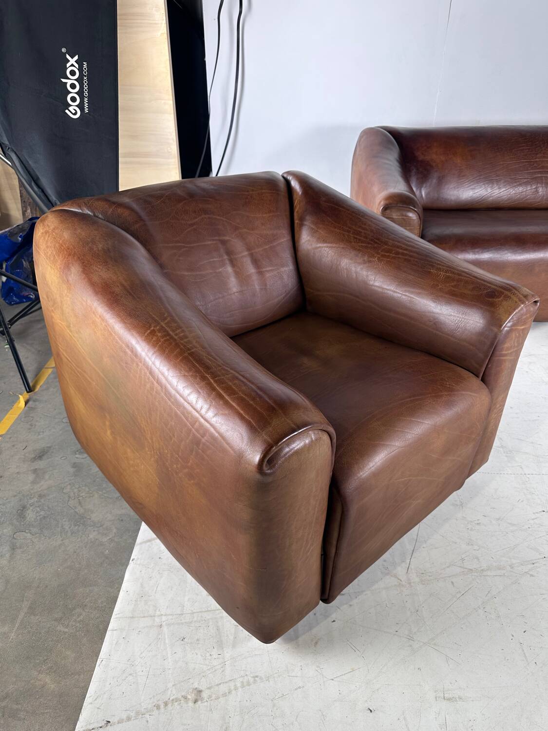 Leather sofa by DE SEDE