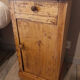 Petit chevet ancien vintage