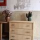 Commode 3 tiroirs rénovée pour chambre d'enfant