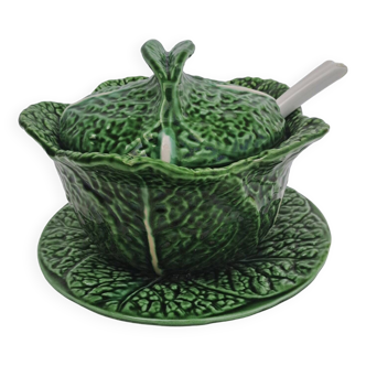 Cabbage-shaped slip tureen