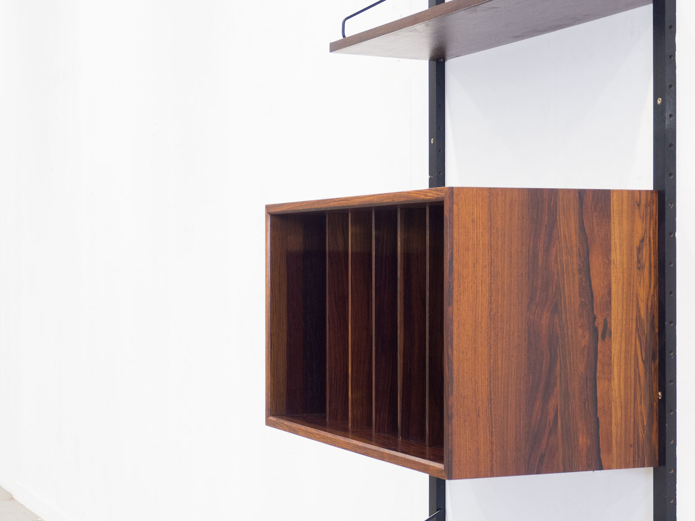 Royal System rosewood wall unit by Poul Cadovius