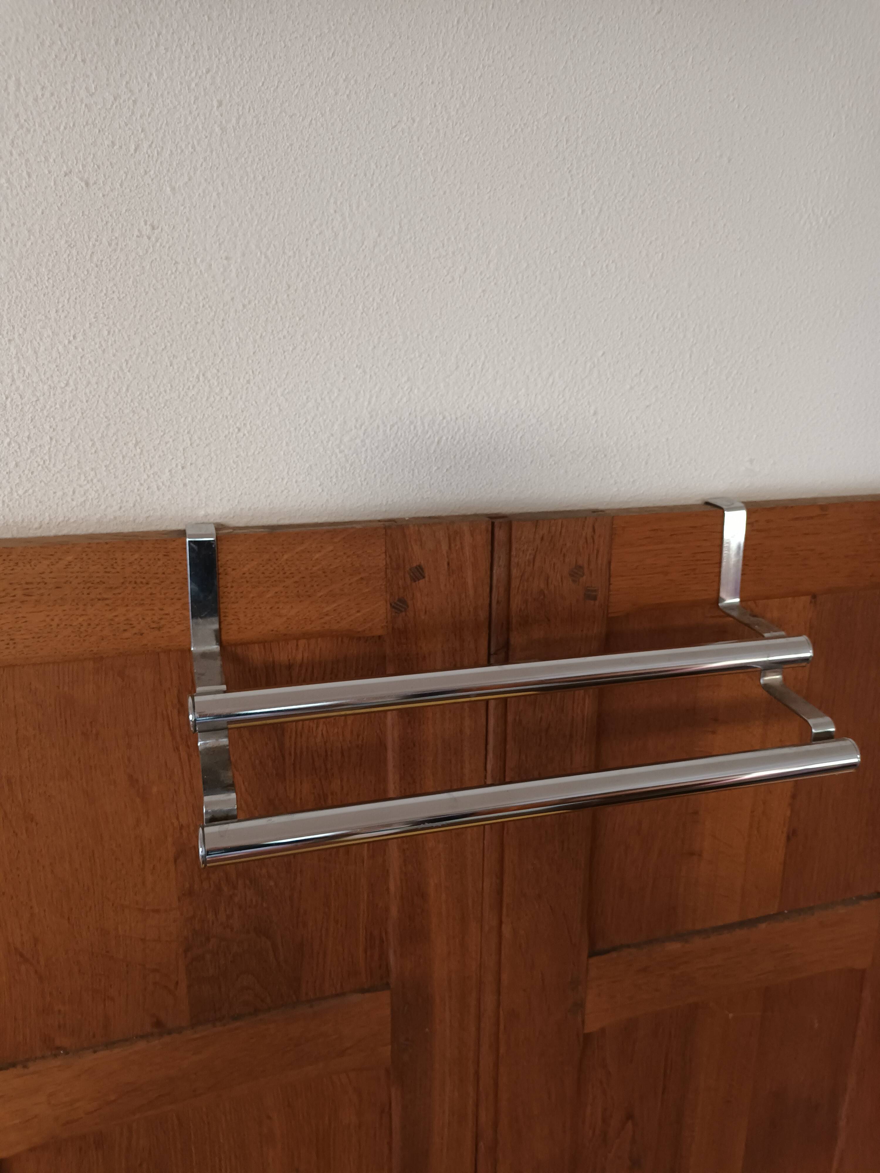 Chrome metal towel rack