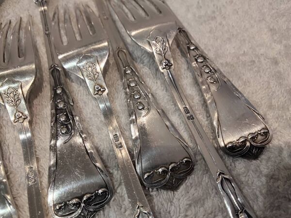 7 fourchettes argent 800 suisse orfèvre Jezler modèle Muguet