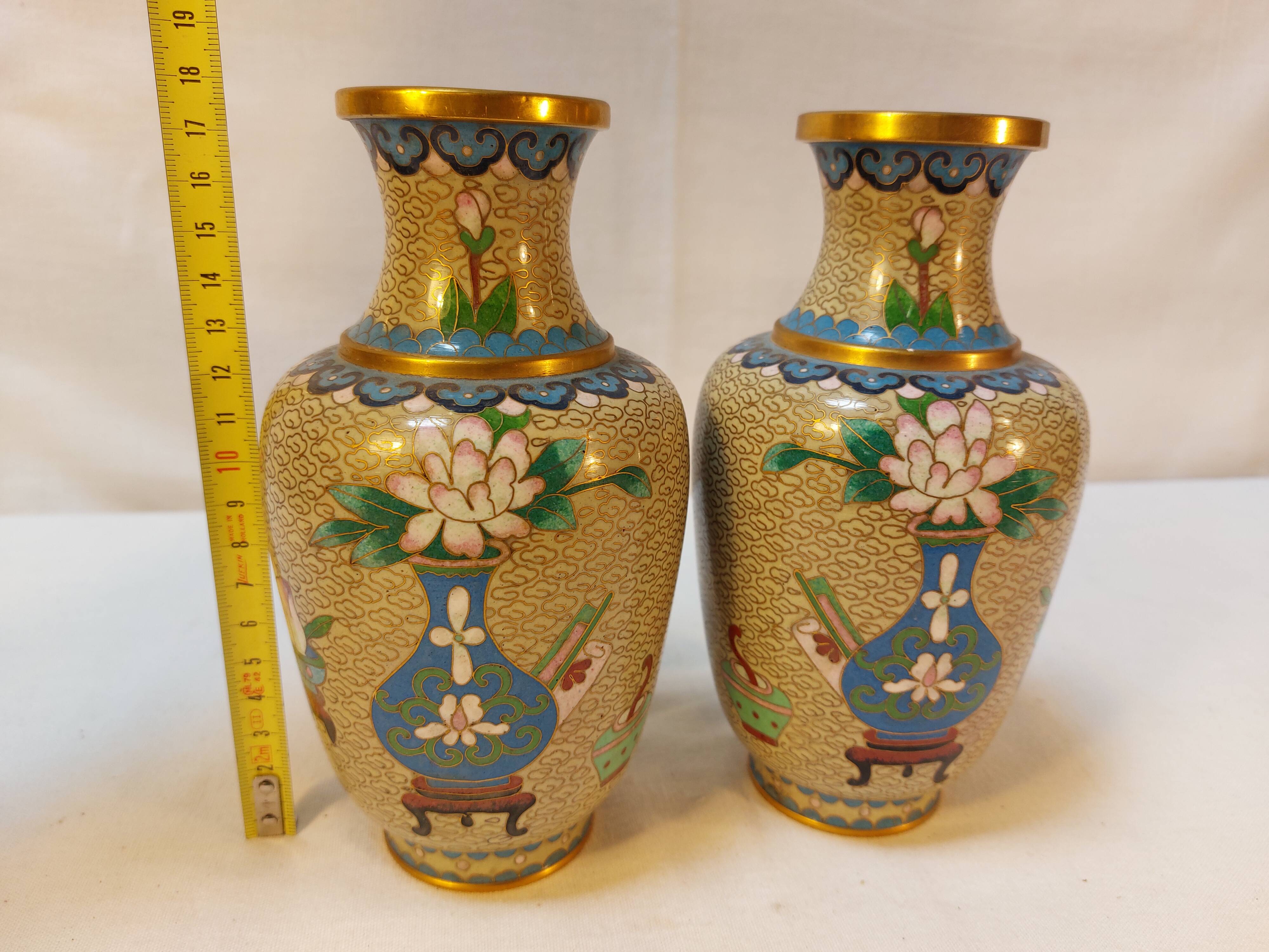 Pair of small cloisonné vases with Japanese polychrome decoration