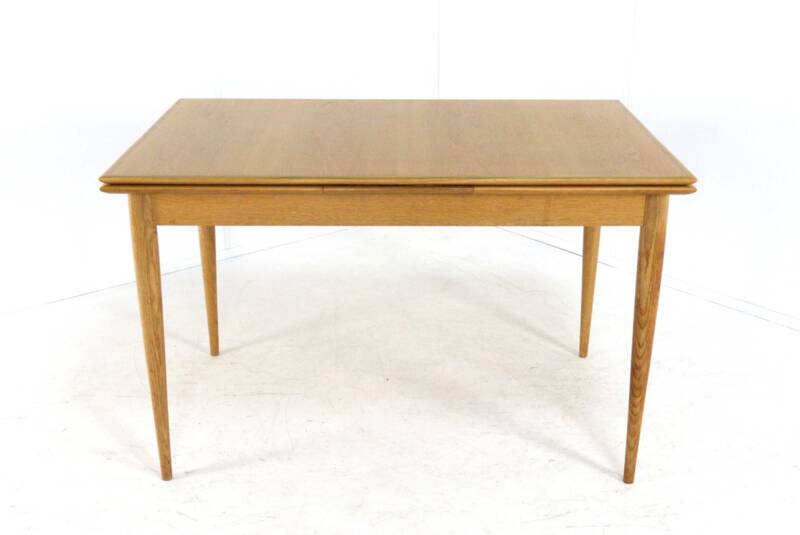 Rectangular extendable dining table "Embsen"