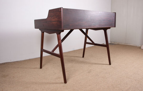 Bureau Danois en palissandre, modèle 56 par Arne Wahl Iversen pour Vinde Mobelfabrik 1960.