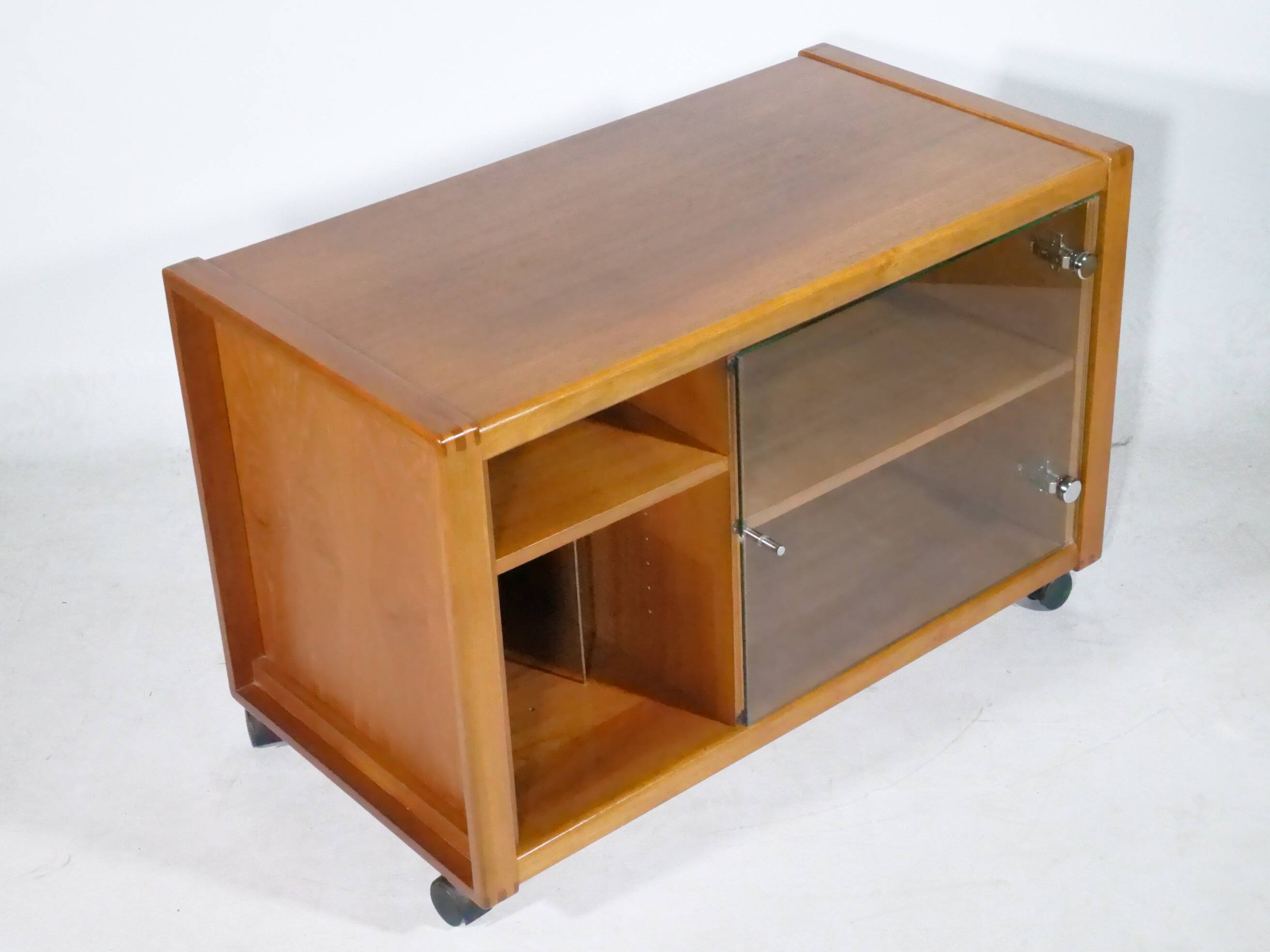 Buffet audio pour meuble phonographe design danois en teck, années 1960