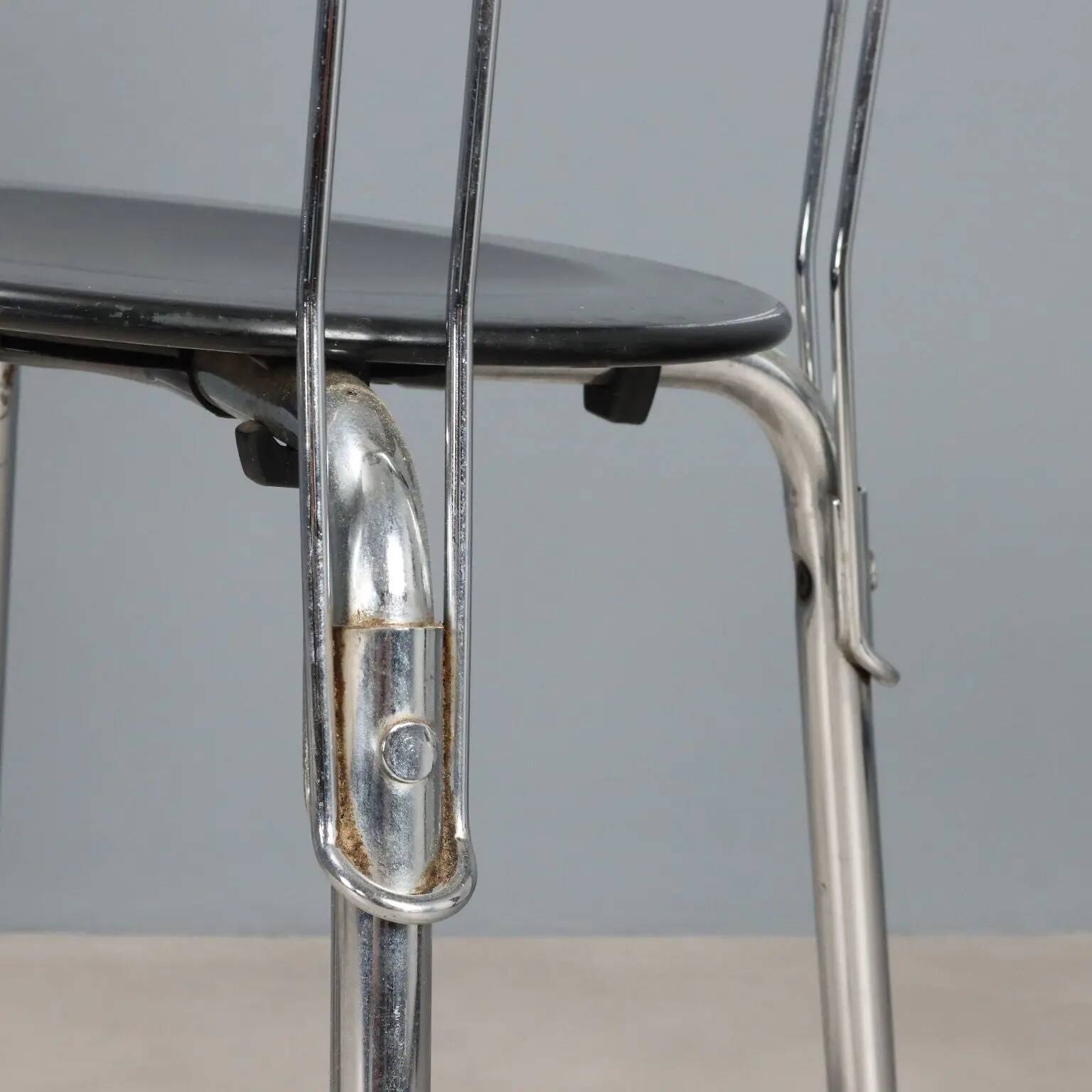 Ibisco chairs by Molteni & Consonni, vintage design by Giuseppe Raimondi.